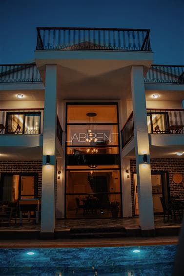 Villa Makri