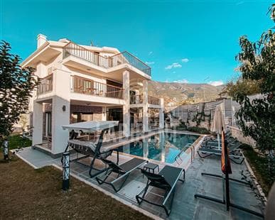 Villa Azmira