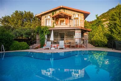 Taş Villa Karadağ